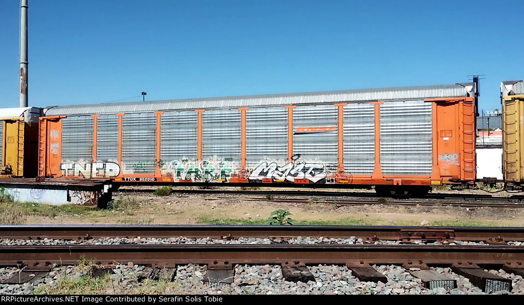 BNSF 27768 TTGX 952910